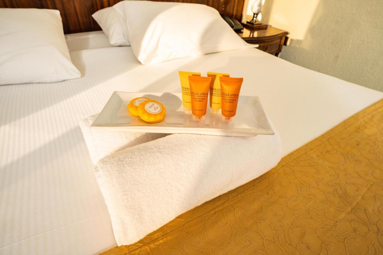 Hotel Sunfish Икике Екстериор снимка