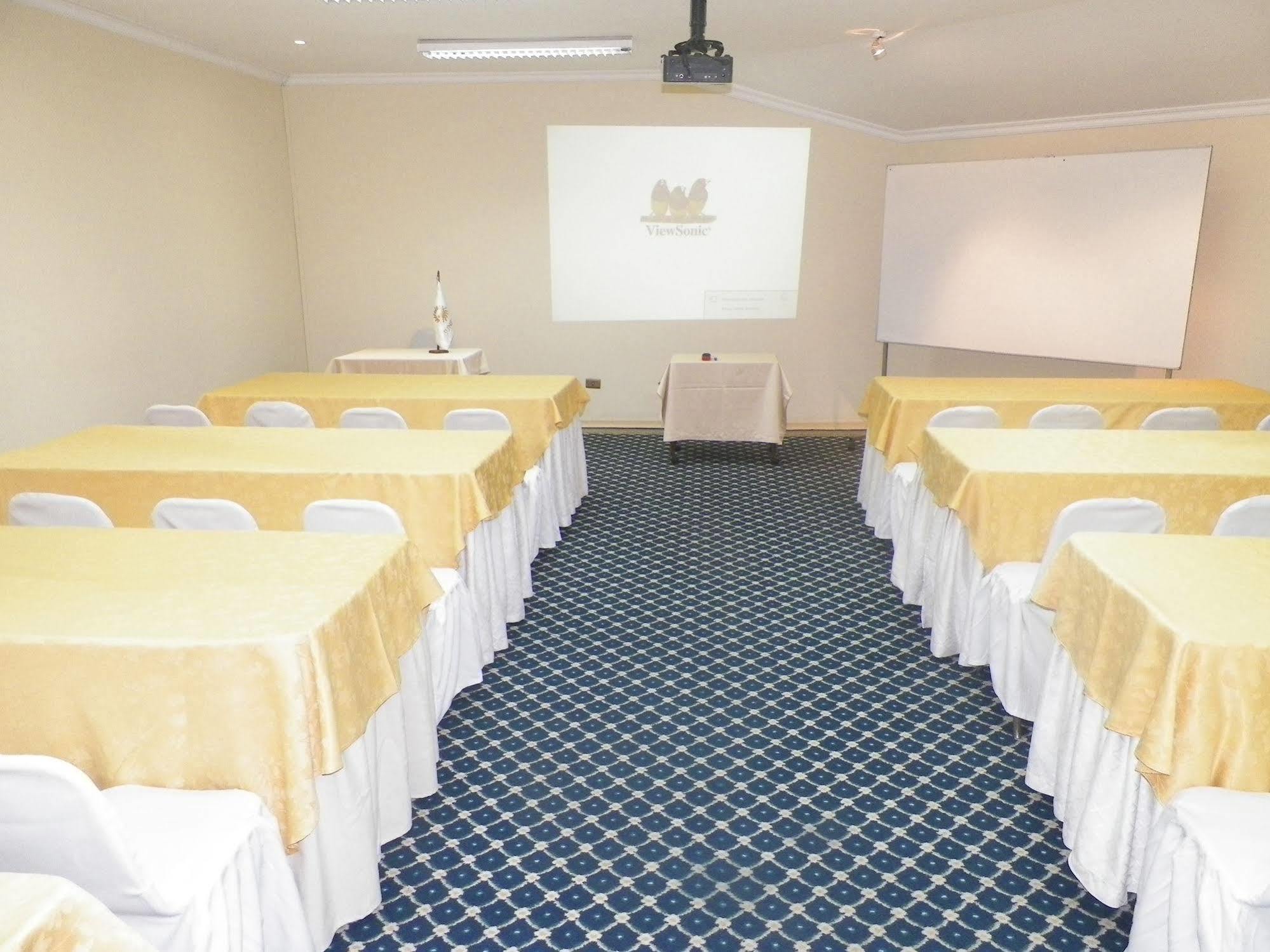 Hotel Sunfish Икике Екстериор снимка